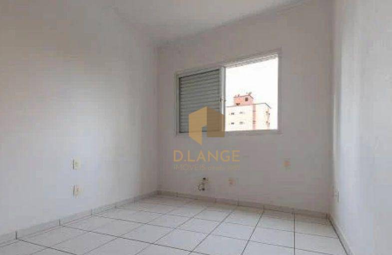 Apartamento à venda com 2 quartos, 70m² - Foto 15