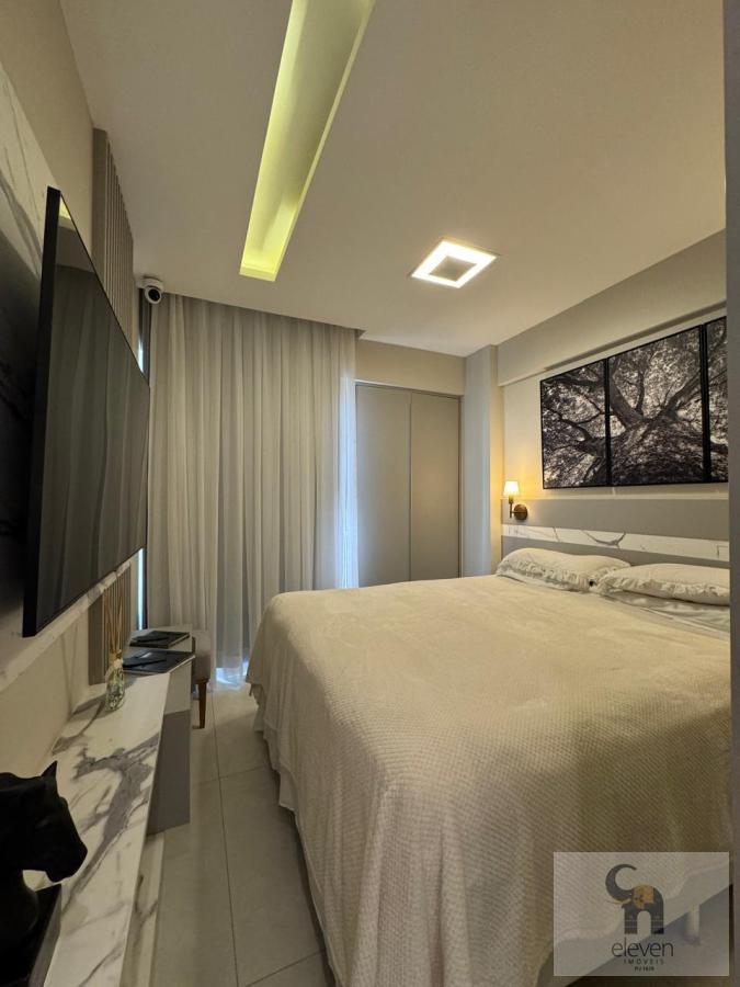 Apartamento à venda com 2 quartos, 80m² - Foto 4