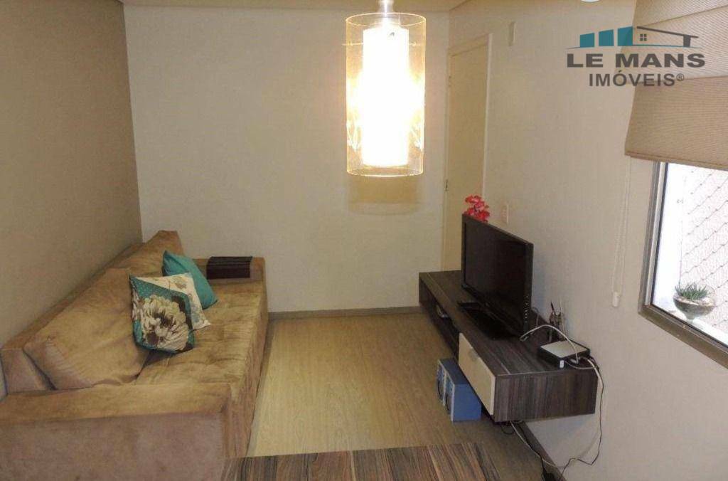 Apartamento à venda com 2 quartos, 45m² - Foto 3