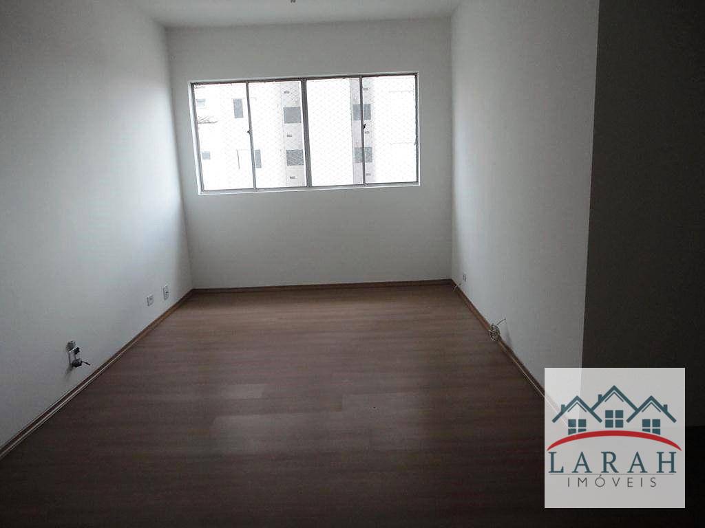 Apartamento para alugar com 3 quartos, 74m² - Foto 15