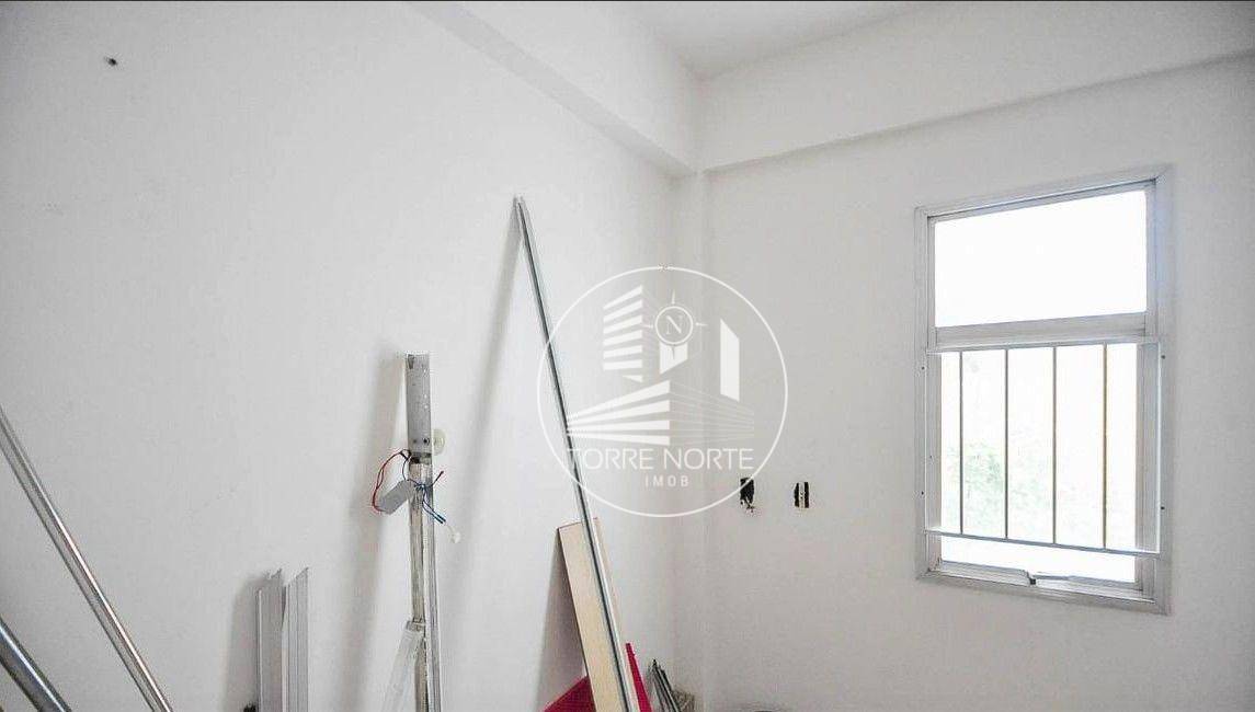 Apartamento à venda com 2 quartos, 136m² - Foto 21