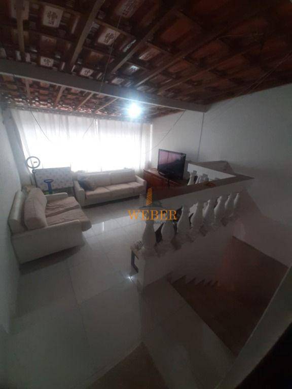 Sobrado à venda com 2 quartos, 111m² - Foto 2