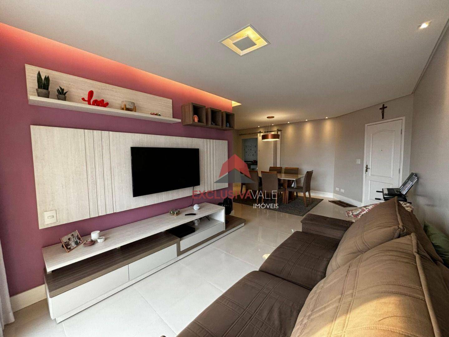 Apartamento à venda com 4 quartos, 108m² - Foto 2