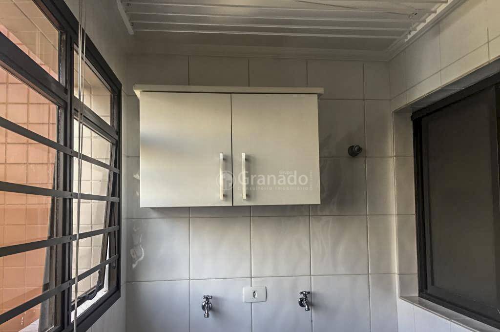 Apartamento à venda com 3 quartos, 226m² - Foto 12