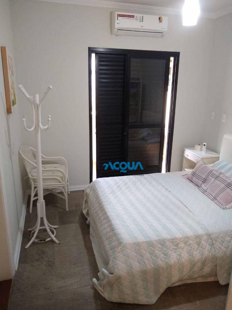 Apartamento à venda com 3 quartos, 200m² - Foto 11