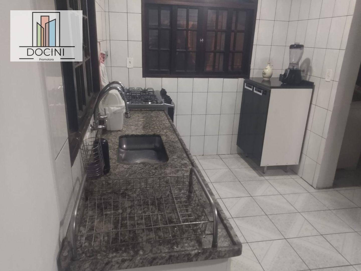 Sobrado à venda com 3 quartos, 254M2 - Foto 9