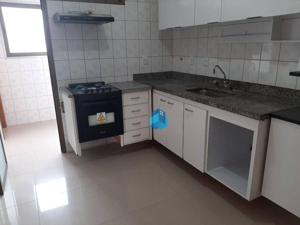 Apartamento à venda com 3 quartos, 94m² - Foto 8