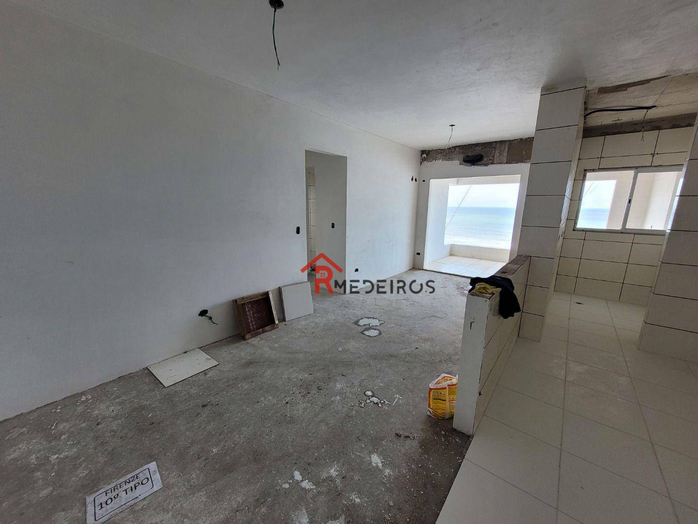 Apartamento à venda com 2 quartos, 75m² - Foto 4