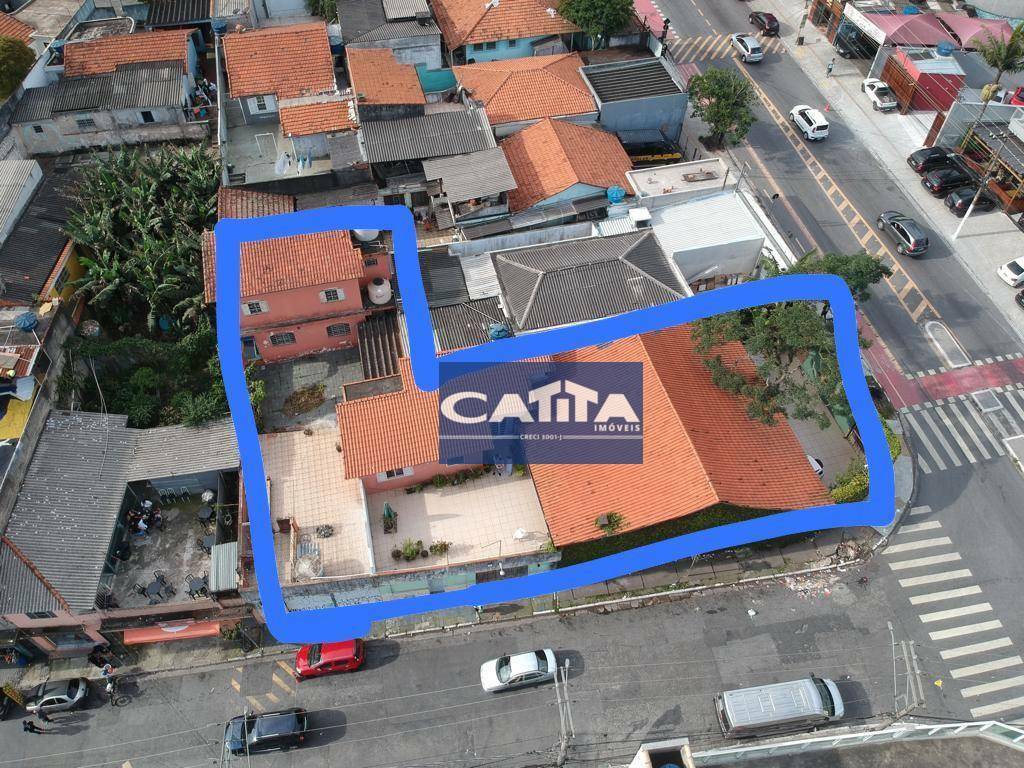 Casa à venda com 4 quartos, 450m² - Foto 1