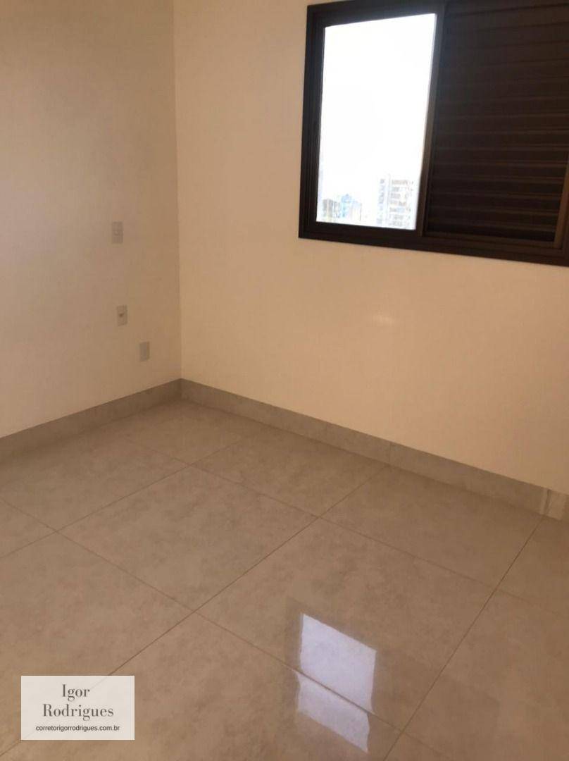 Apartamento à venda com 2 quartos, 112m² - Foto 12