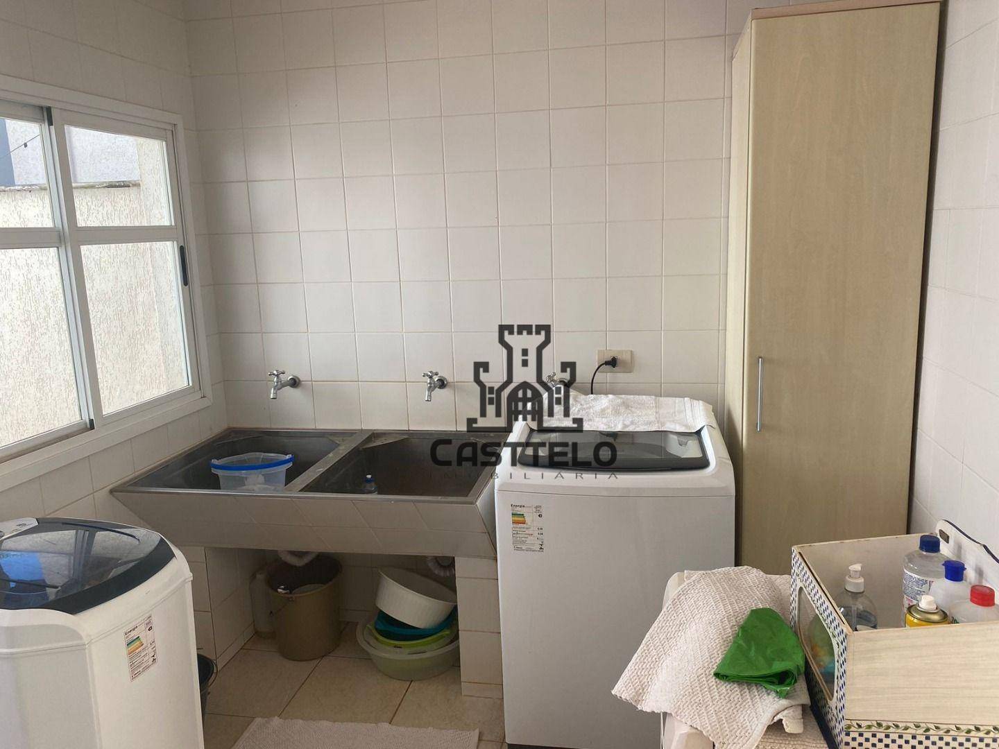 Sobrado à venda com 4 quartos, 410m² - Foto 40