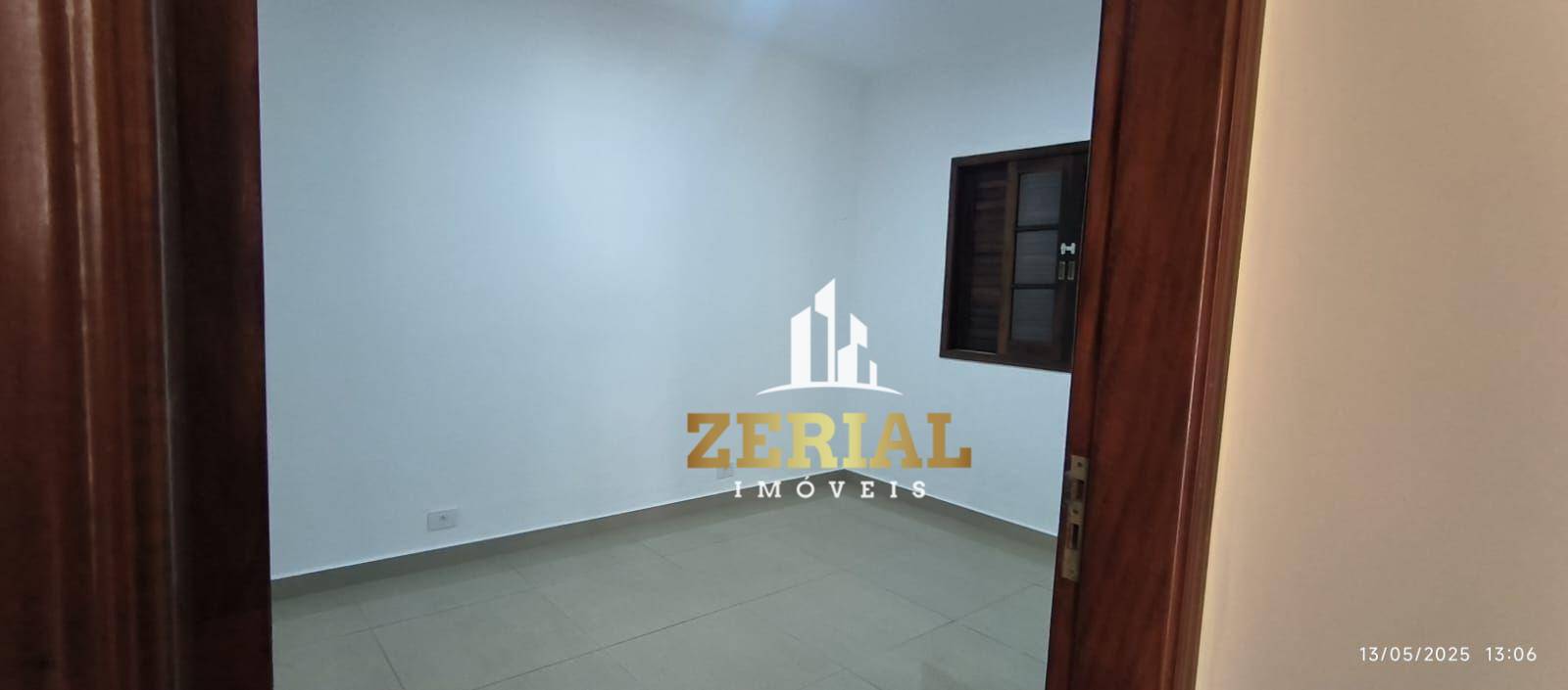 Casa para alugar com 4 quartos, 290m² - Foto 6