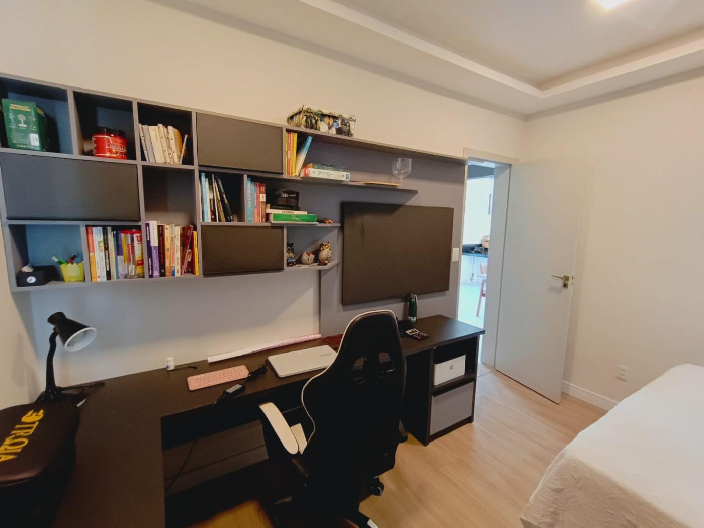 Casa de Condomínio para alugar com 4 quartos, 364m² - Foto 13