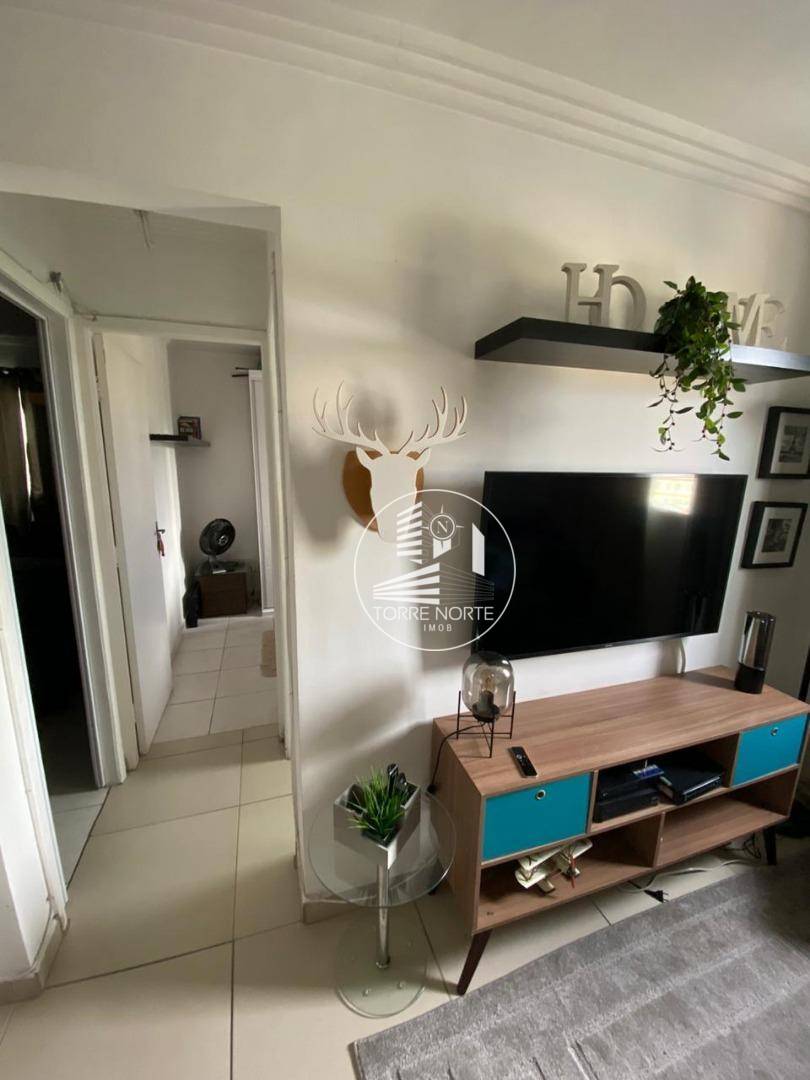 Apartamento à venda com 2 quartos, 42m² - Foto 6