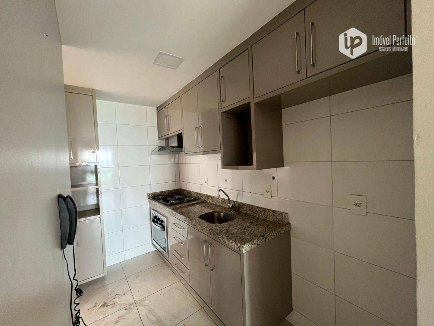 Apartamento para alugar com 3 quartos, 79m² - Foto 7