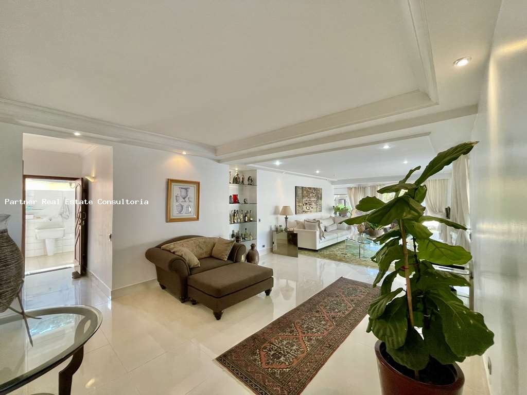 Casa à venda com 4 quartos, 1082m² - Foto 8