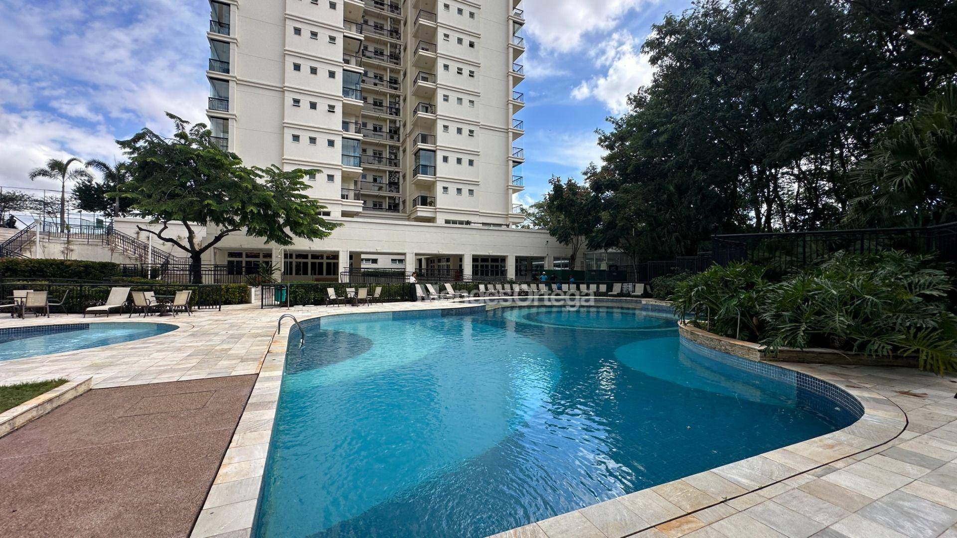 Apartamento para alugar com 3 quartos, 247m² - Foto 32