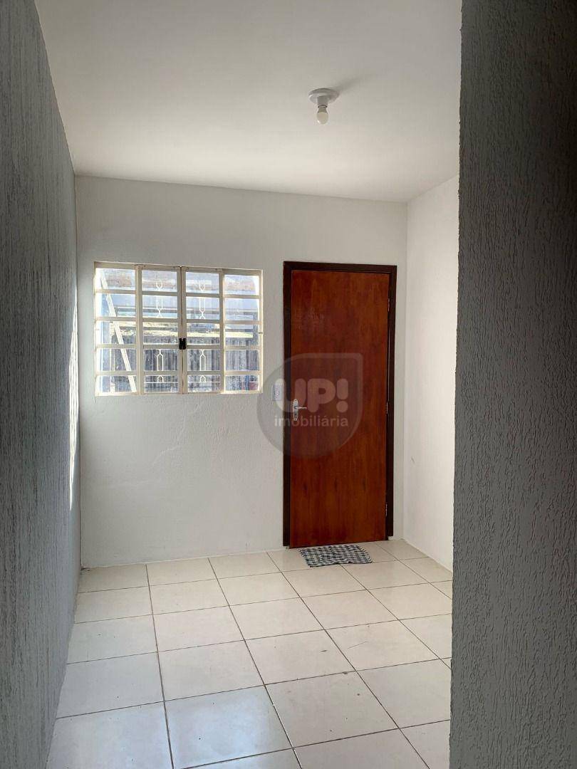 Casa à venda com 1 quarto, 36m² - Foto 1