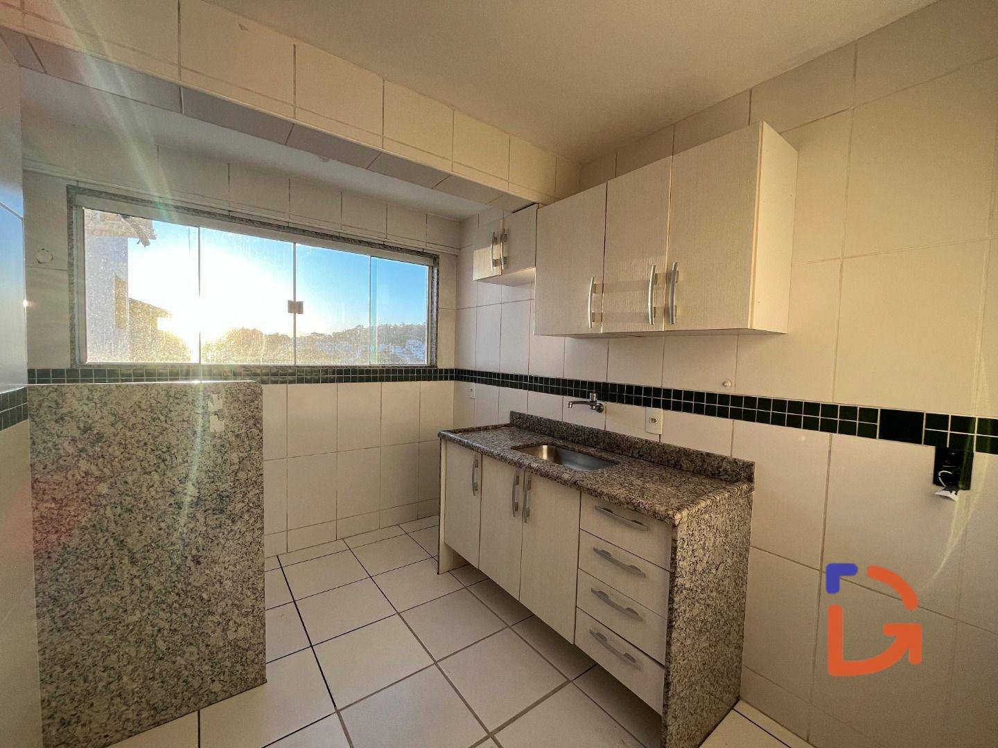 Apartamento à venda com 2 quartos, 78m² - Foto 3