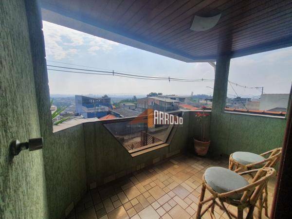 Sobrado à venda com 5 quartos, 240m² - Foto 16