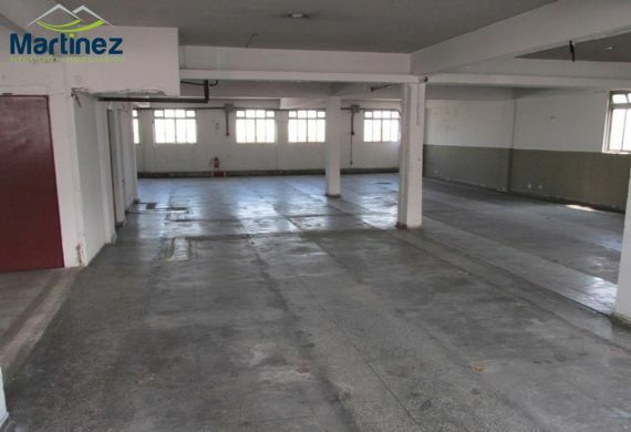 Prédio Inteiro à venda, 2400m² - Foto 33