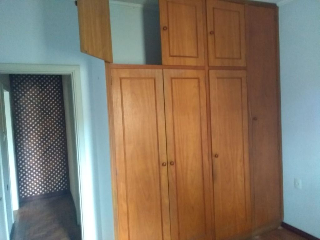 Casa à venda com 3 quartos, 240m² - Foto 22