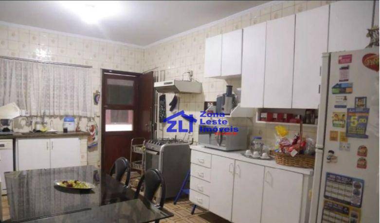 Sobrado à venda com 3 quartos, 180m² - Foto 19