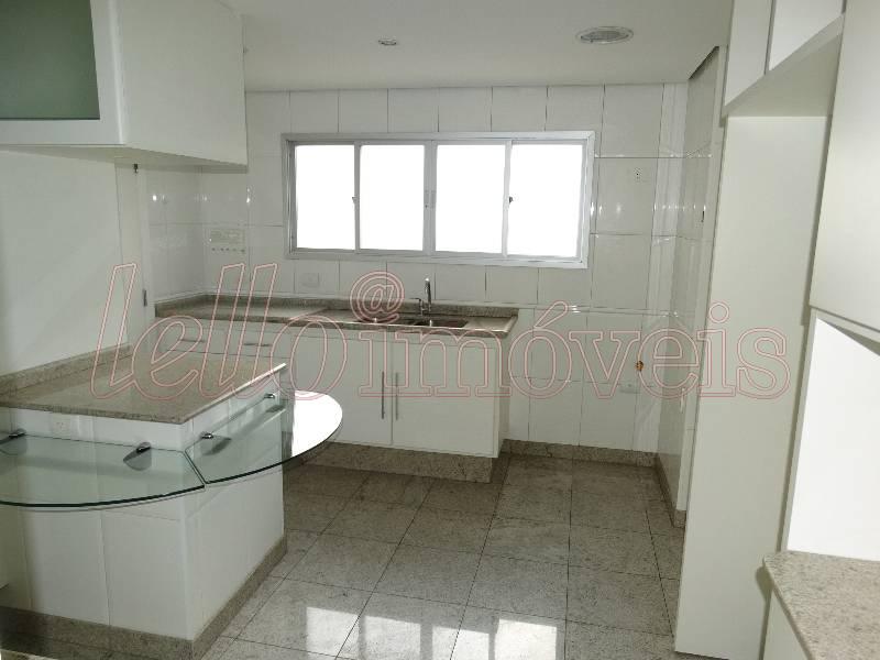 Apartamento para alugar com 3 quartos, 165m² - Foto 15