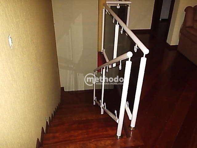 Casa à venda com 4 quartos, 330m² - Foto 4