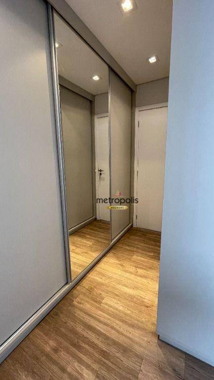 Apartamento para alugar com 3 quartos, 135m² - Foto 32