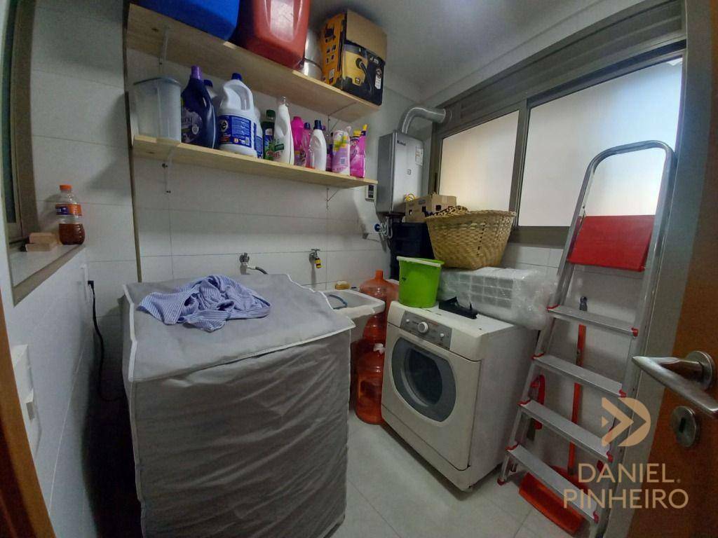 Apartamento à venda com 3 quartos, 130m² - Foto 12