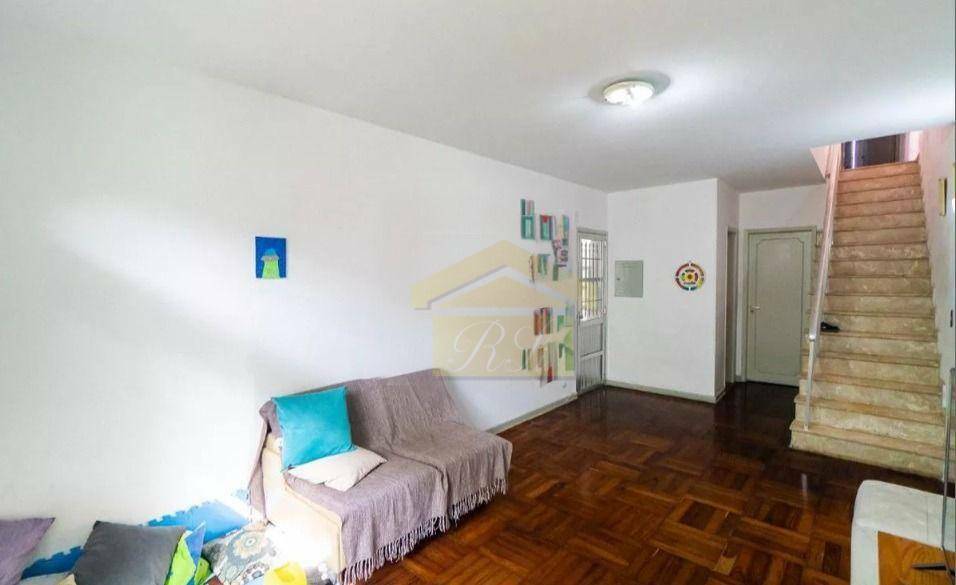 Sobrado à venda com 3 quartos, 180m² - Foto 2