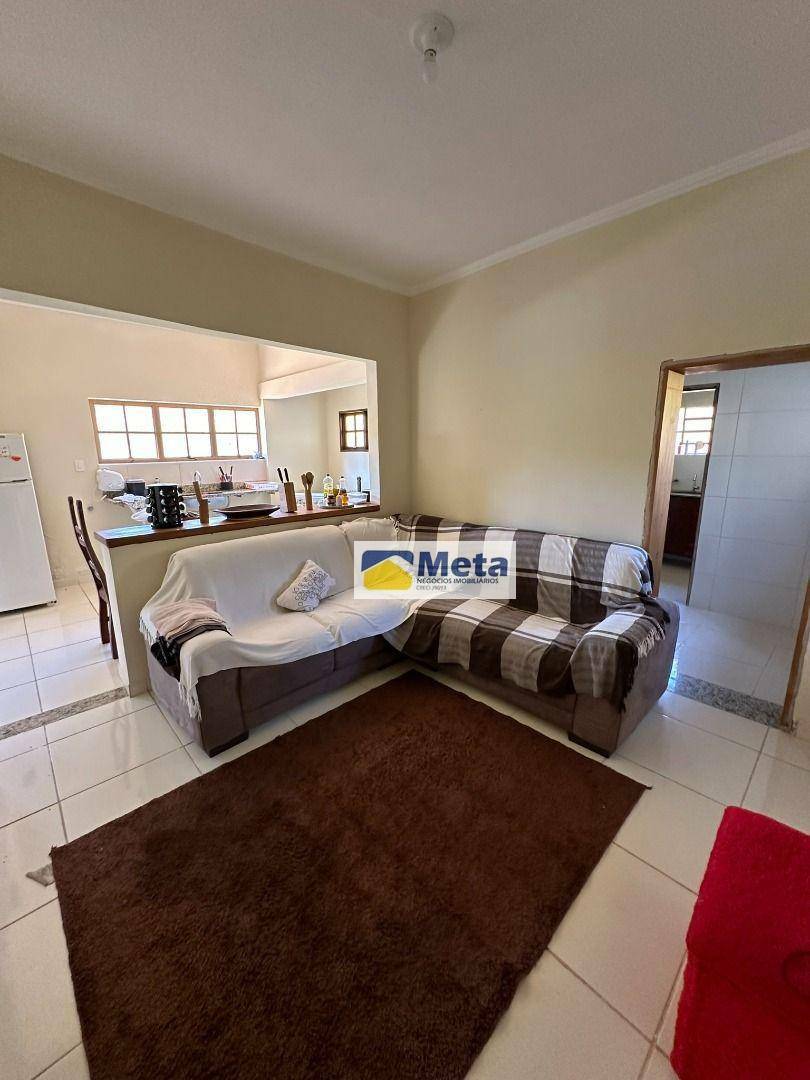 Sítio à venda com 3 quartos, 300m² - Foto 8