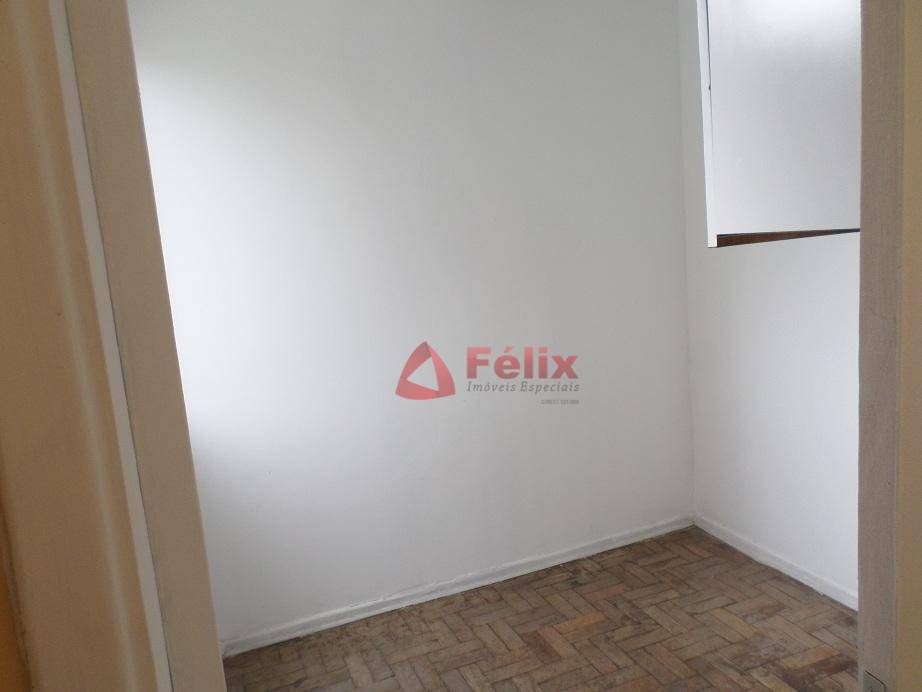 Apartamento à venda com 3 quartos, 146m² - Foto 26