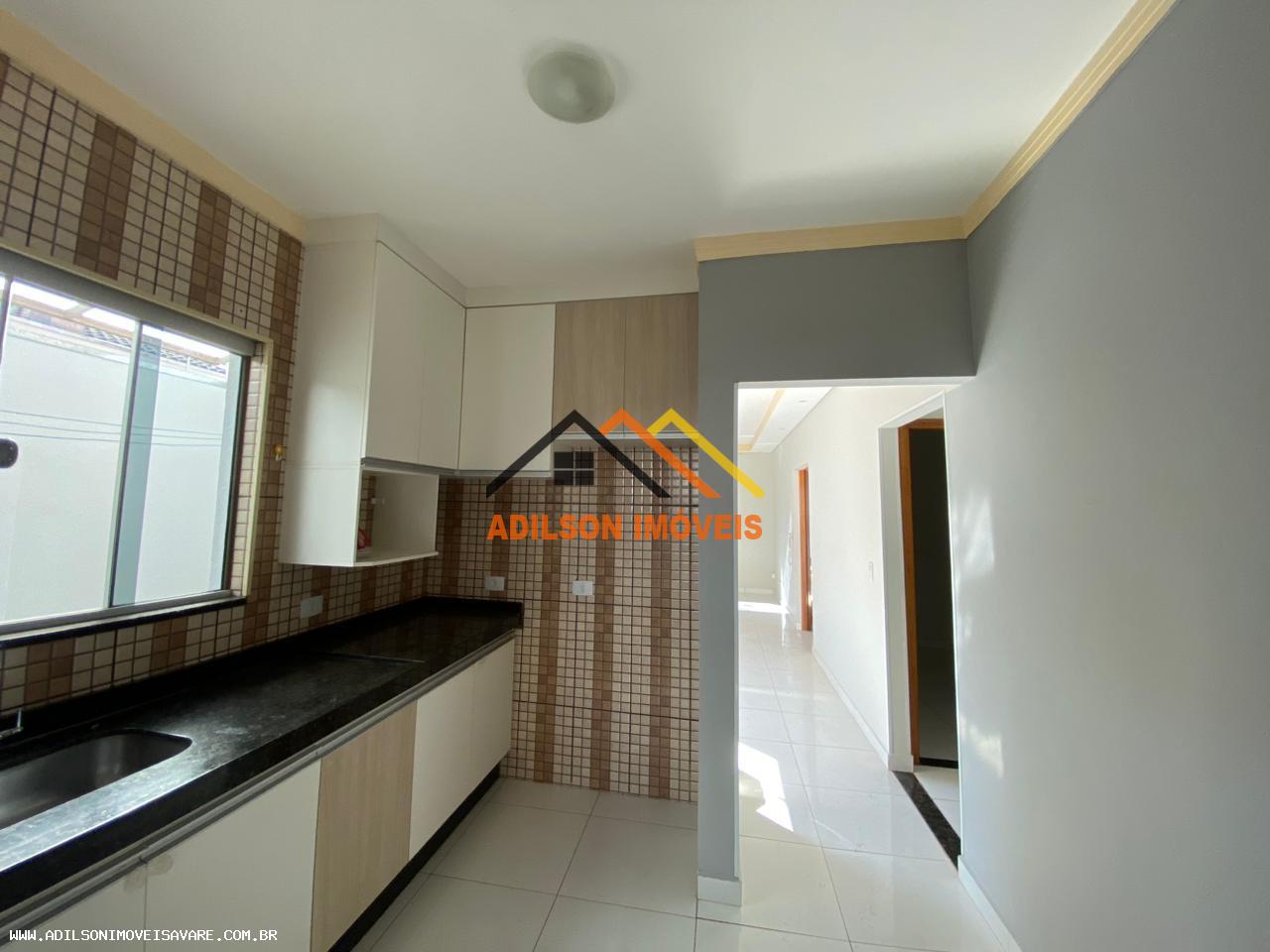 Casa à venda com 3 quartos, 200m² - Foto 8