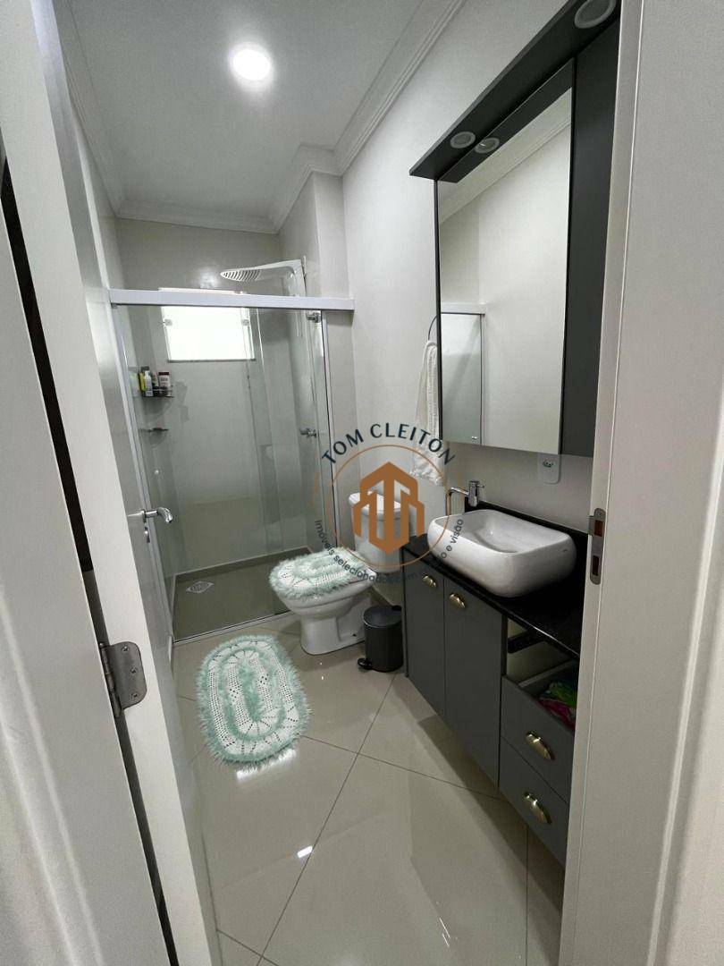 Apartamento à venda com 3 quartos, 111m² - Foto 14