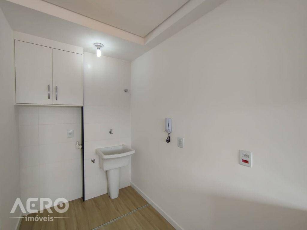 Apartamento para alugar com 2 quartos, 60m² - Foto 3