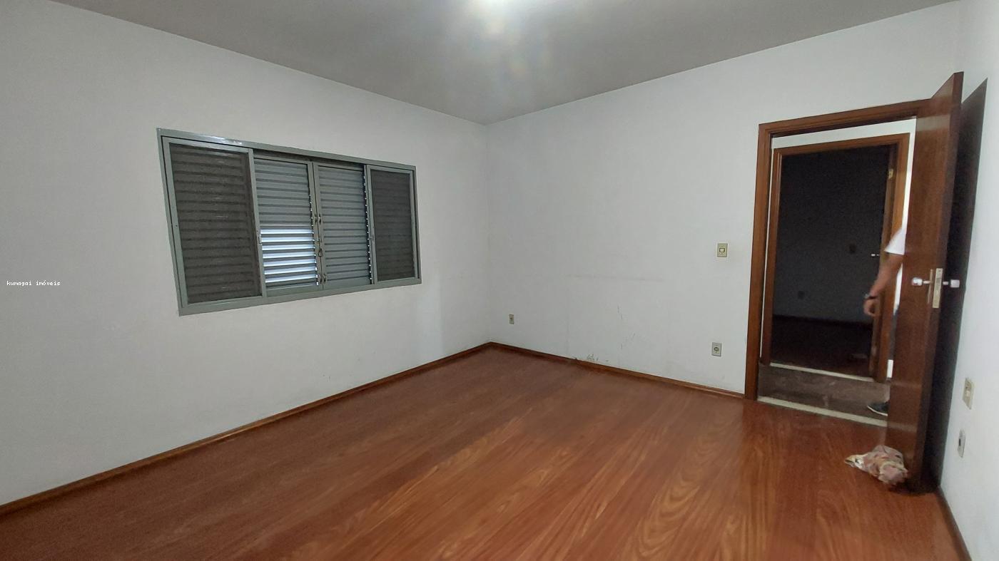 Casa à venda com 3 quartos, 500m² - Foto 14