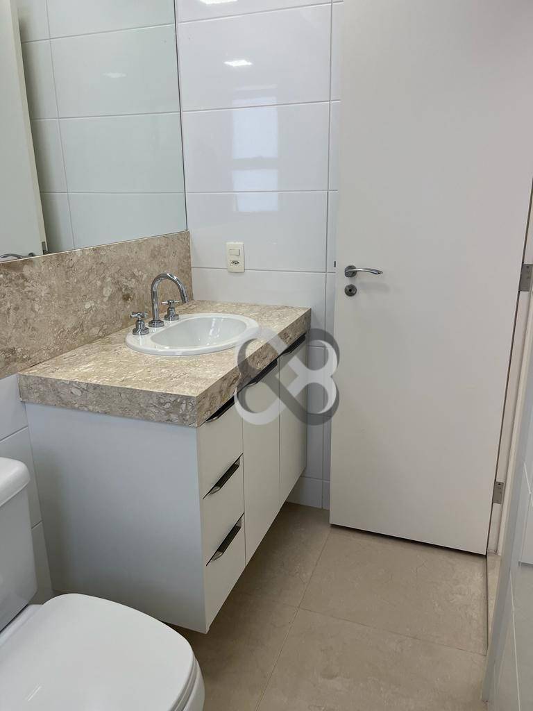 Apartamento para alugar com 3 quartos, 200m² - Foto 26