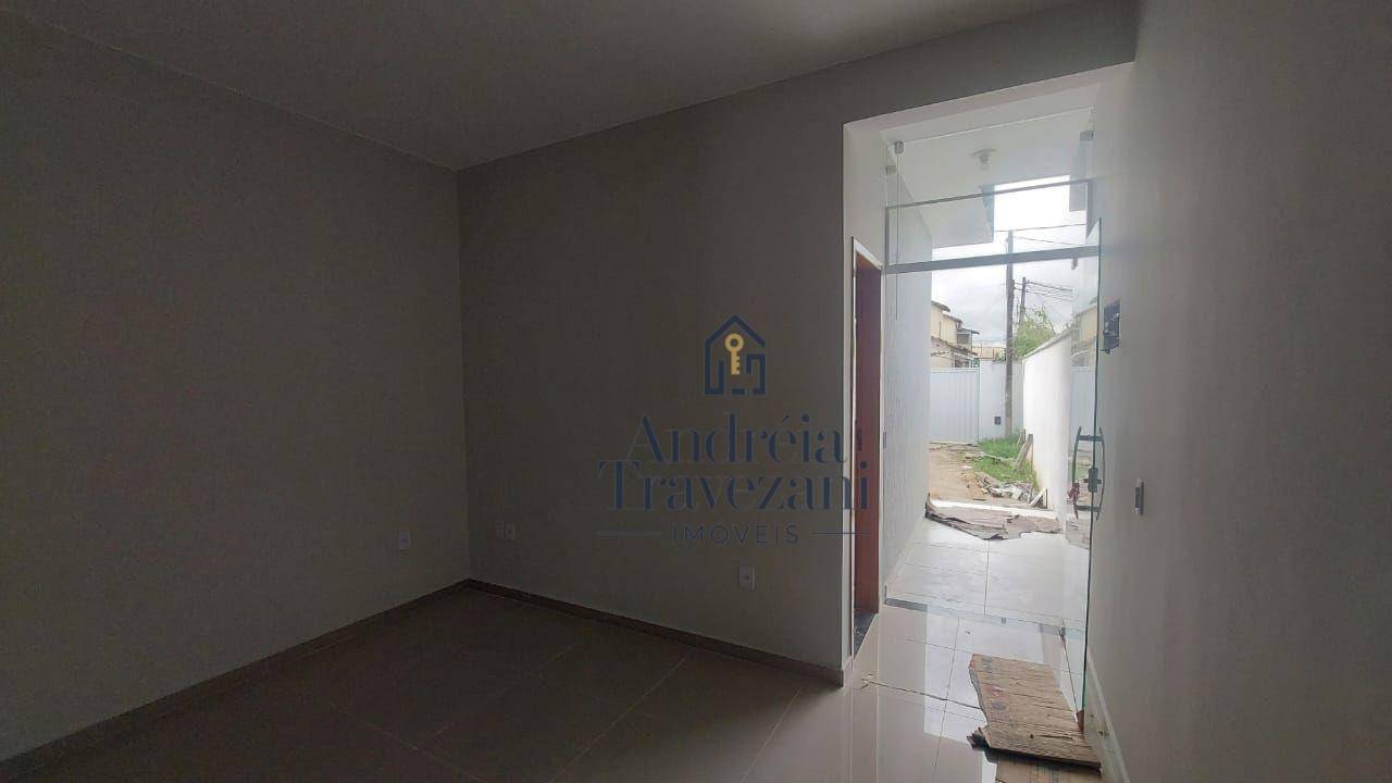 Casa à venda com 2 quartos, 57m² - Foto 10