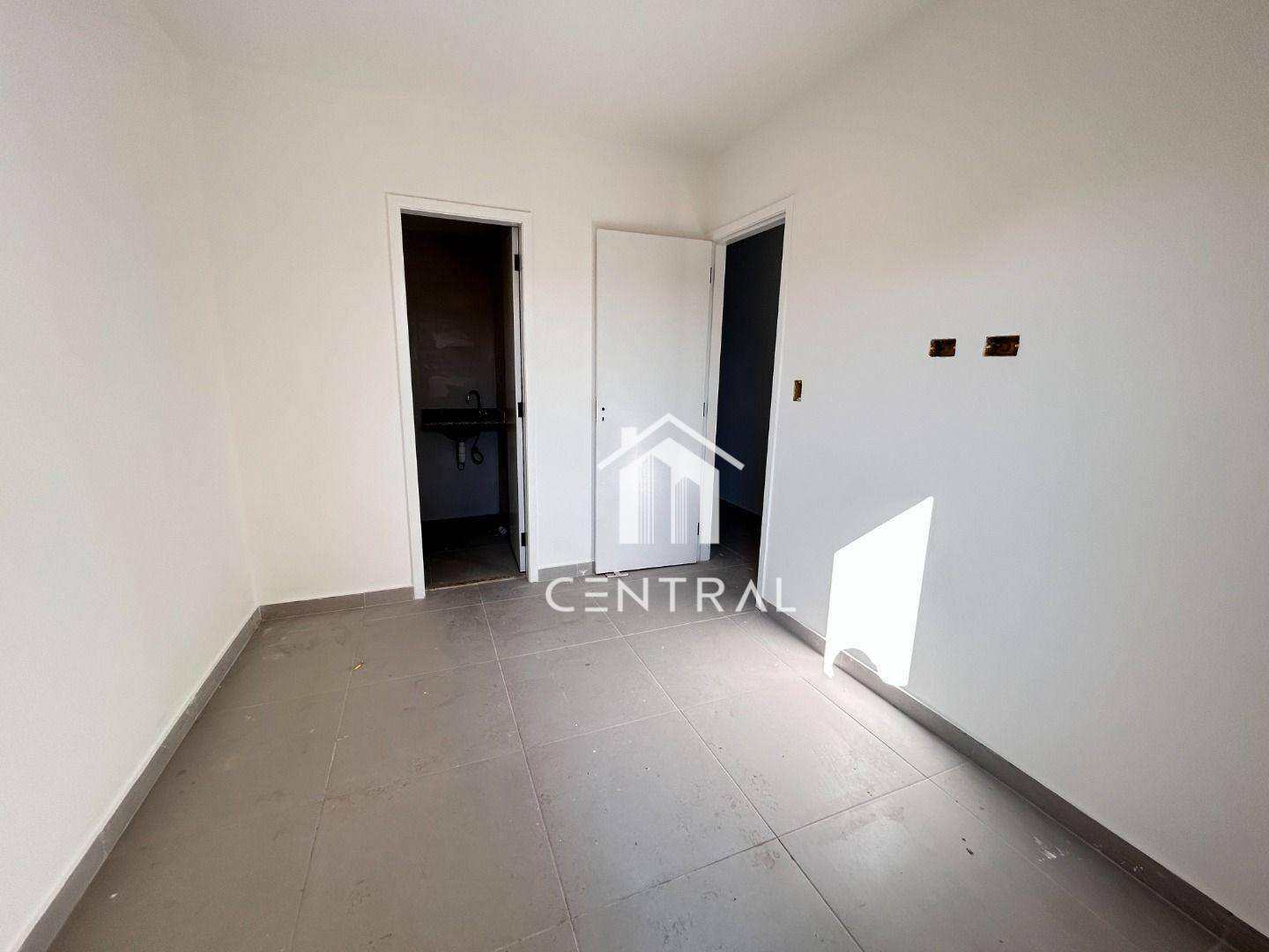 Apartamento à venda com 2 quartos, 39m² - Foto 14