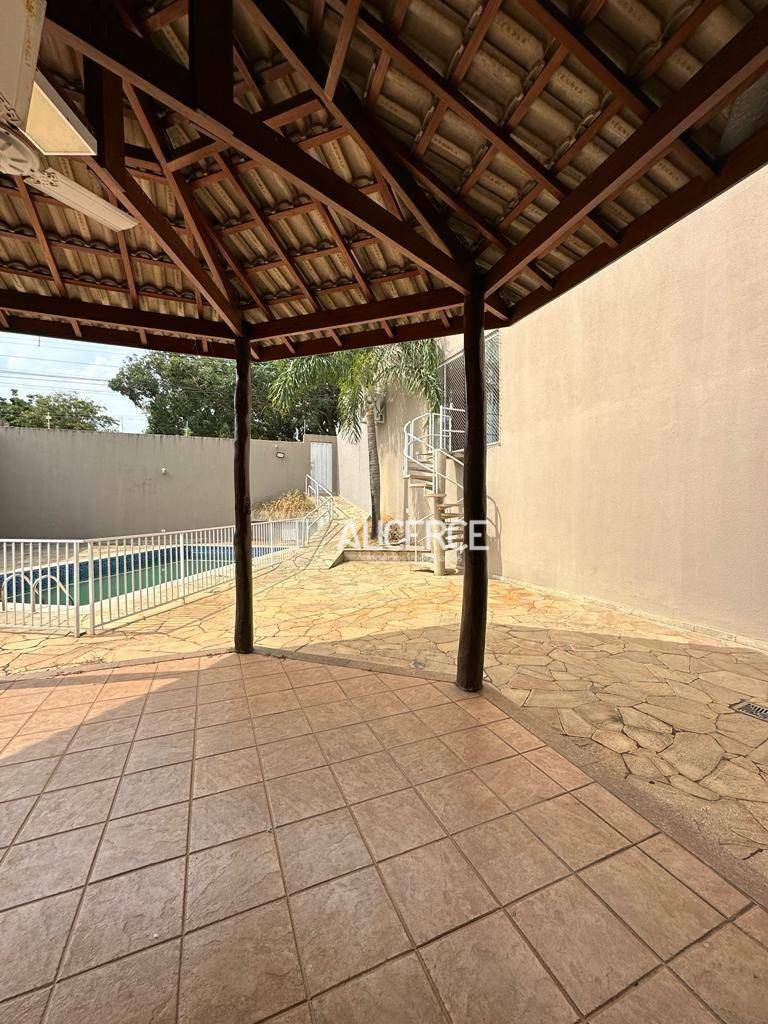 Casa à venda com 3 quartos, 248m² - Foto 35