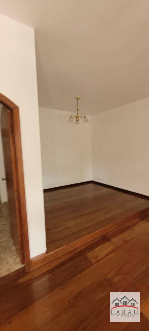 Sobrado à venda com 3 quartos, 400m² - Foto 4