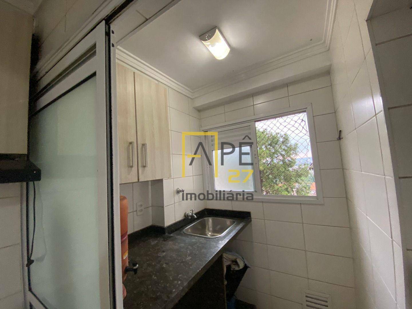 Apartamento para alugar com 3 quartos, 65m² - Foto 4