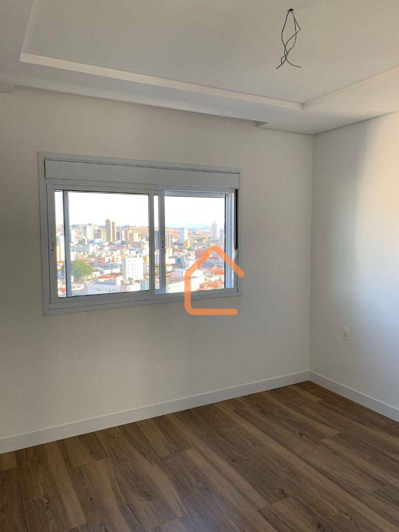 Apartamento à venda com 3 quartos, 120m² - Foto 25