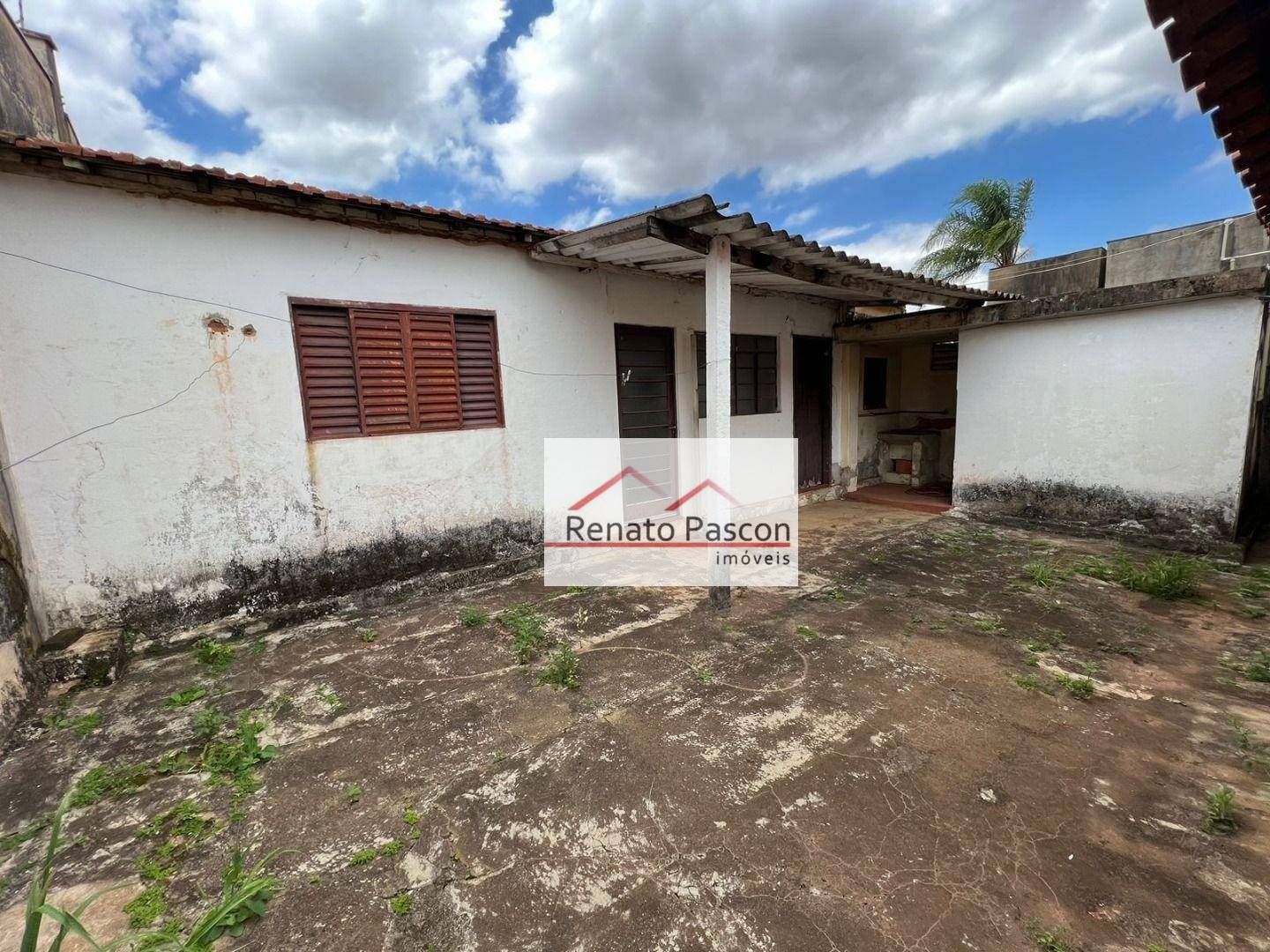 Casa à venda com 2 quartos, 137m² - Foto 1