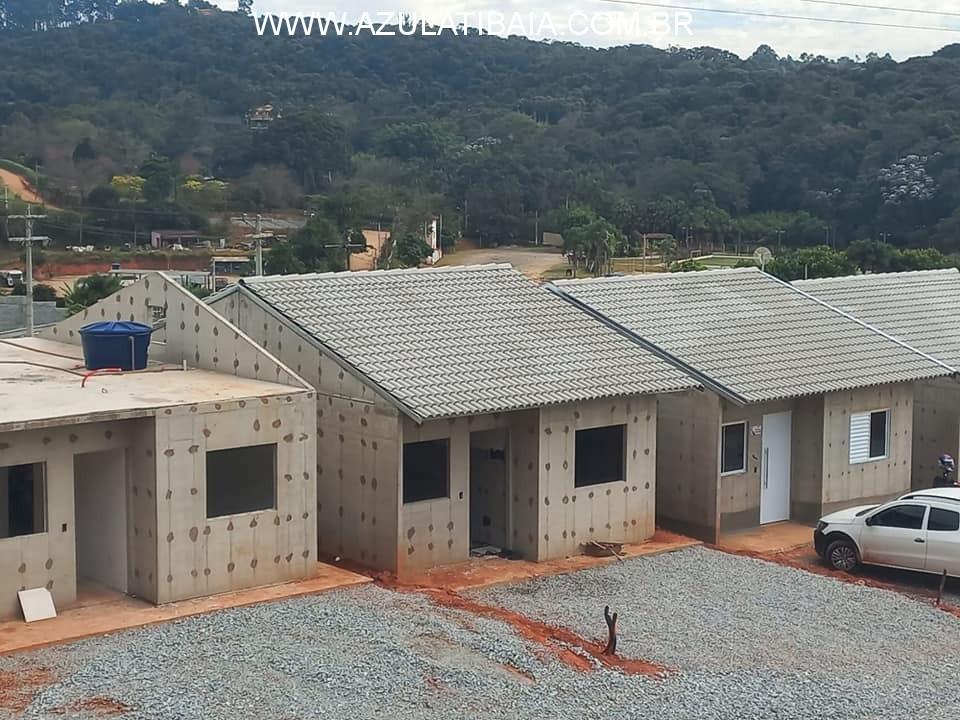 Casa à venda com 2 quartos, 50m² - Foto 13