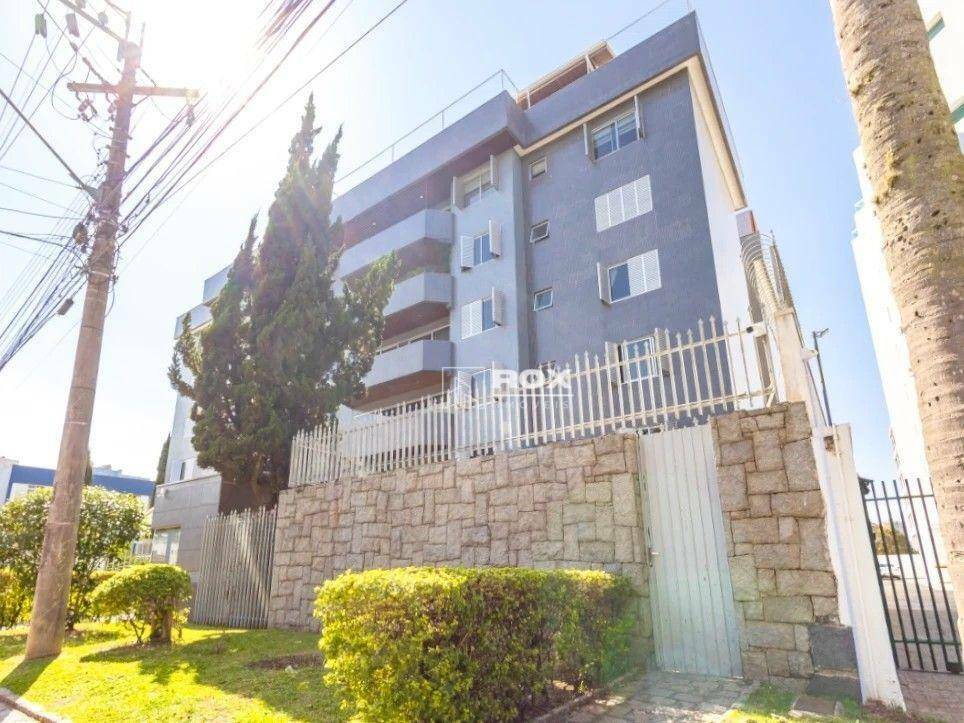 Apartamento à venda com 3 quartos, 147m² - Foto 1