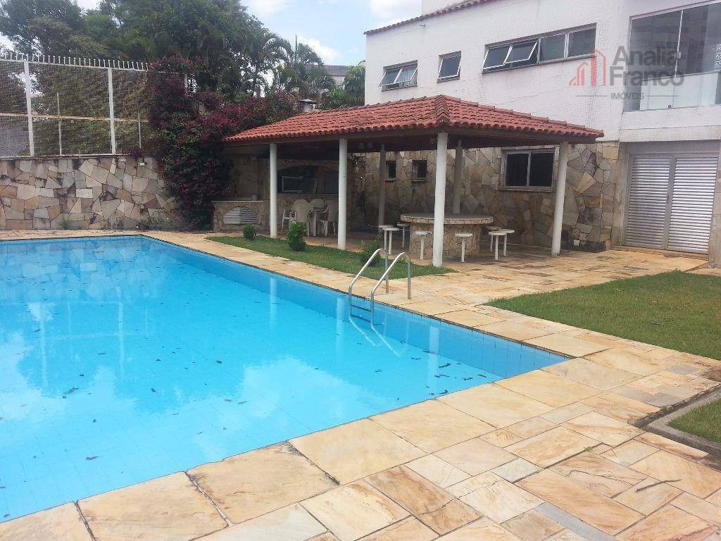 Casa para alugar com 3 quartos, 400m² - Foto 15