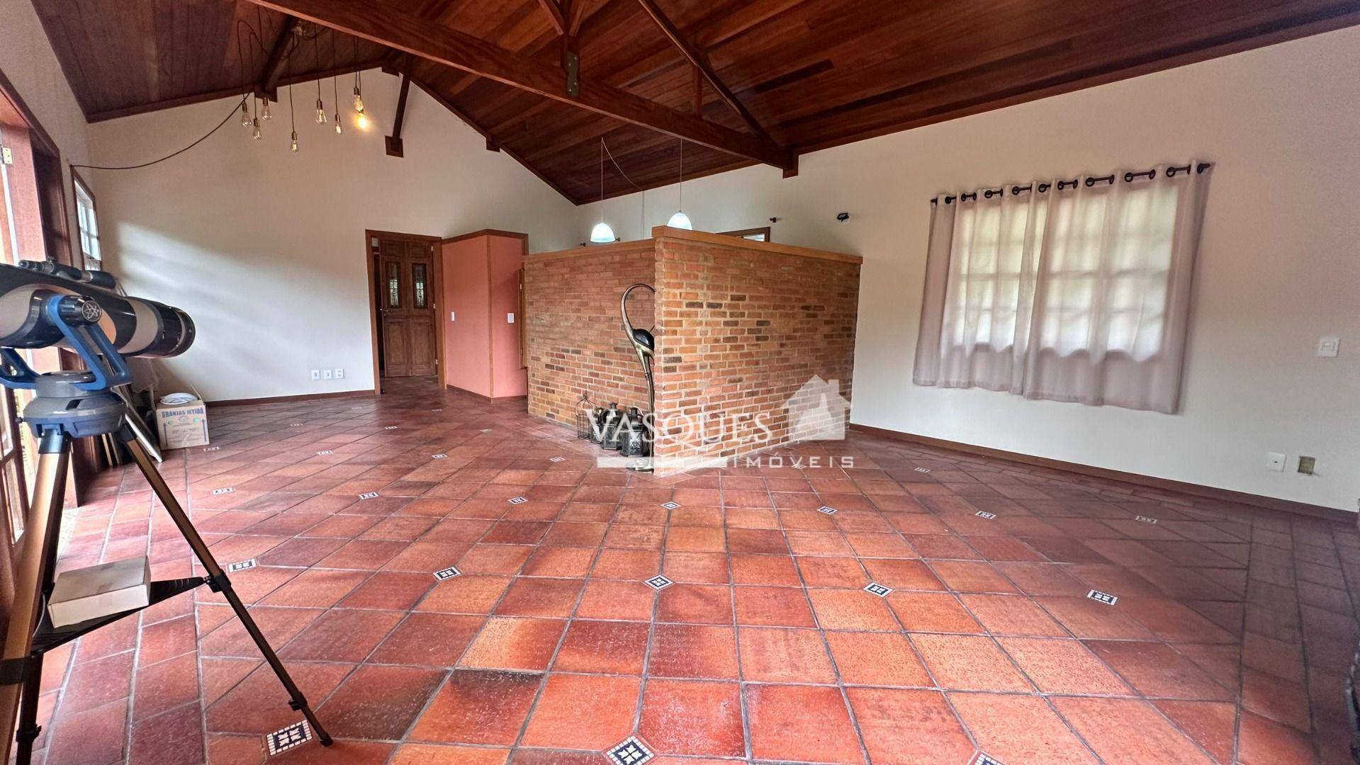 Casa de Condomínio à venda com 4 quartos, 243m² - Foto 8